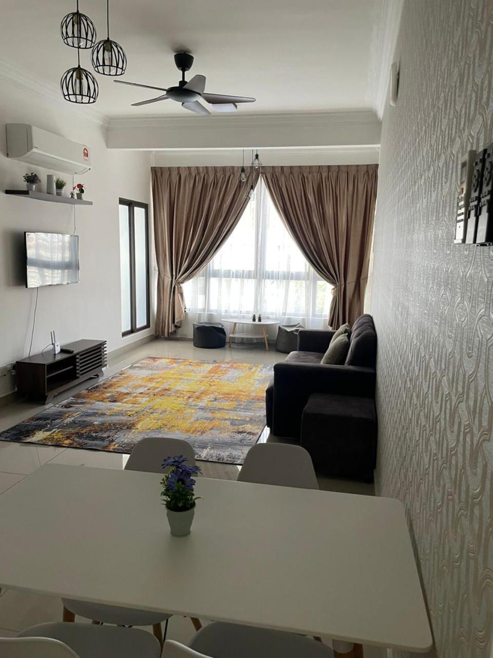 Homestay Shah Rizki@Bali Resident Melaka-Muslim Friedly מראה חיצוני תמונה