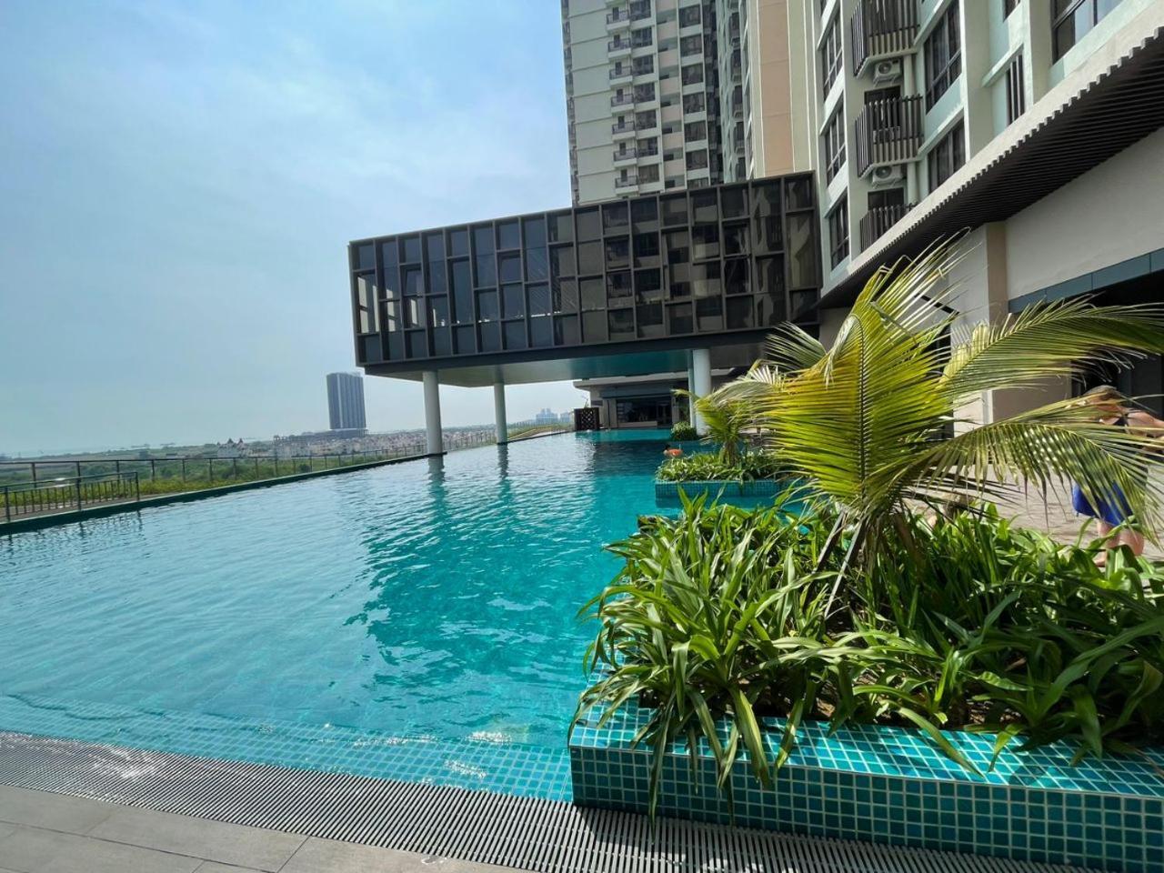 Homestay Shah Rizki@Bali Resident Melaka-Muslim Friedly מראה חיצוני תמונה